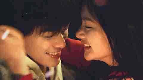 2022情人节电影《十年一品温如言》发布海报 丁禹兮任敏跨年相拥定下十年之约